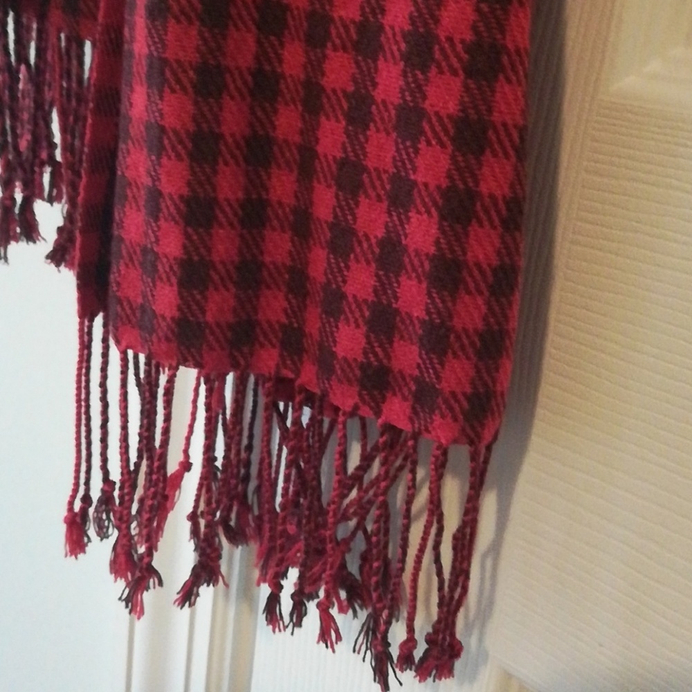 Scarf - Picture 3 of 3